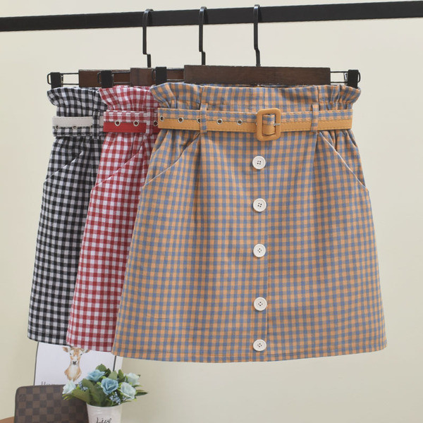 Fusta dama in carouri in trei culori