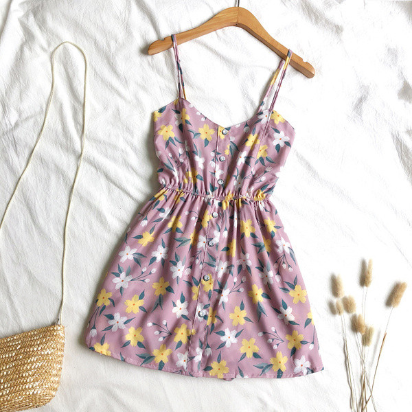 Rochie moderna de dama cu nasturi si bretele subtiri