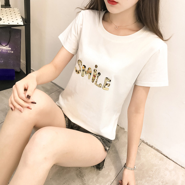 Tricou de damă modern cu inscripție în trei culori