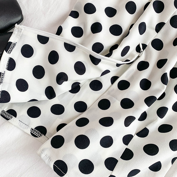 Maieu de damă cu puncte și element panglică 3D