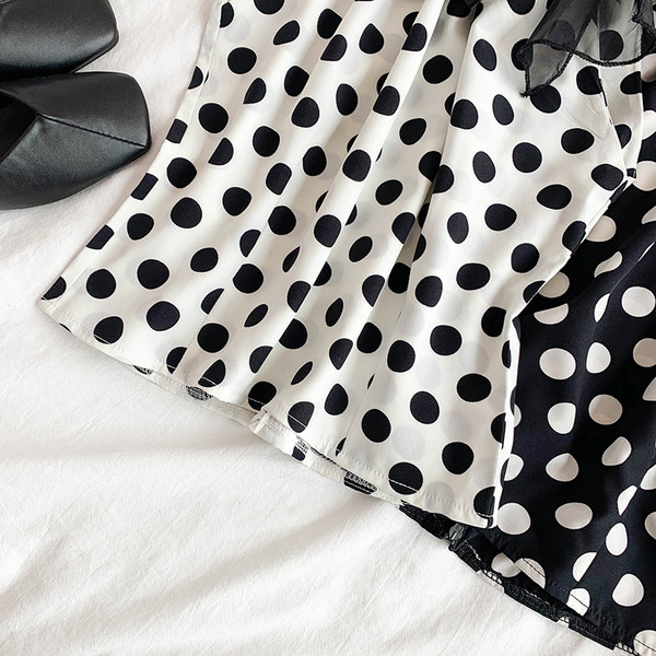 Maieu de damă cu puncte și element panglică 3D