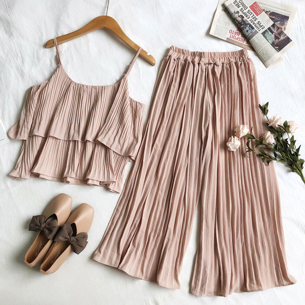 Set de dama modern din doua parti in culori diferite si bretele subtiri