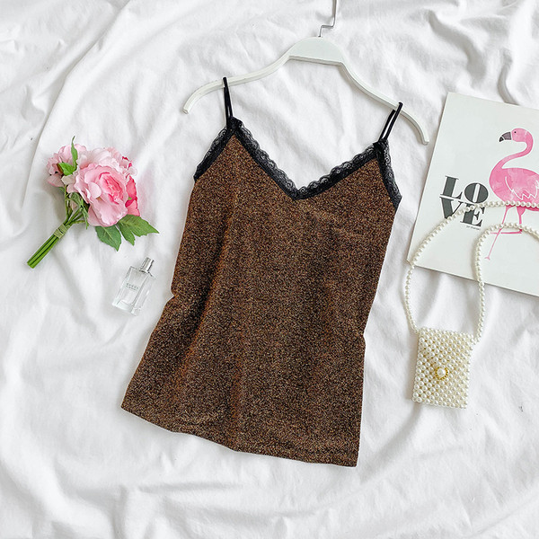 Maieu modern de damă, cu element strălucitor și dantelă