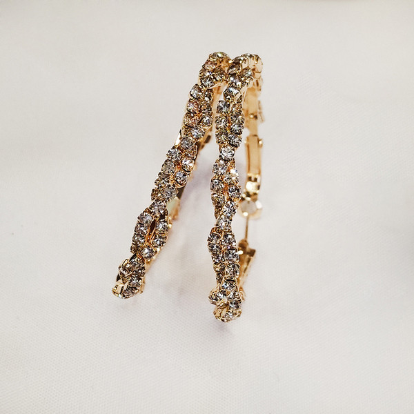 Cercei rotunzi moderni de dama