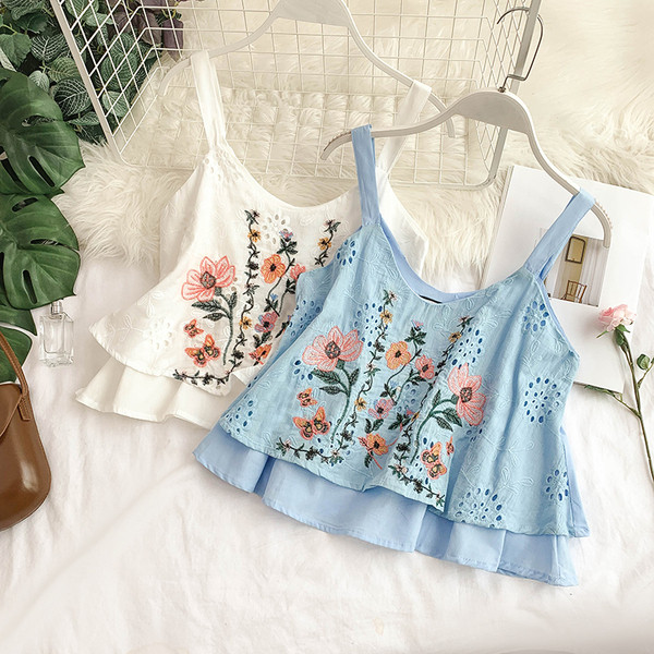 Maieu modern de dama cu bretele subtiri si broderie in mai multe culori