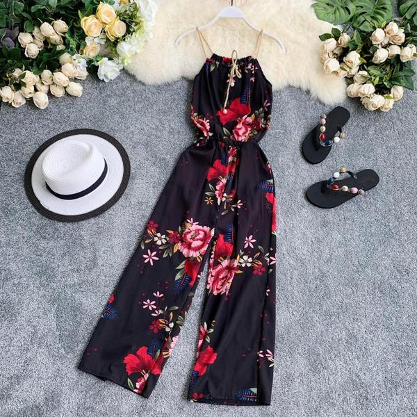 Salopeta de dama moderna cu bretele subtiri si motiv floral