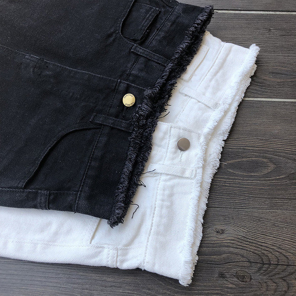 Fusta de dama alb-negru cu motive rupte