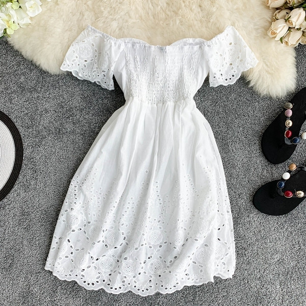 Rochie moderna de dama cu cravate in culoarea mingii