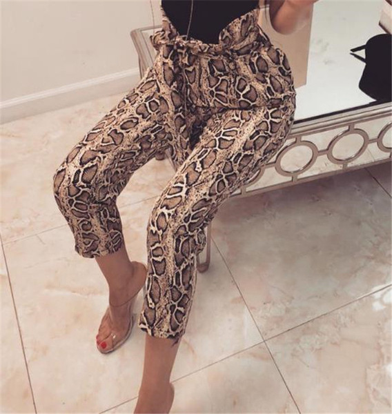 Pantaloni eleganti de dama cu model animal si talie inalta