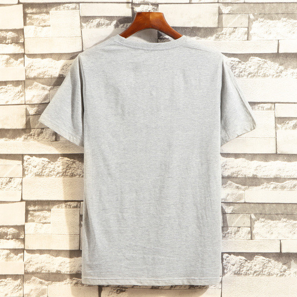 Tricou barbatesc modern cu aplicatie - trei culori