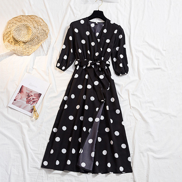 Rochie elegantă de damă, cu decolteu în V și mâneci 3/4, de culoare neagră