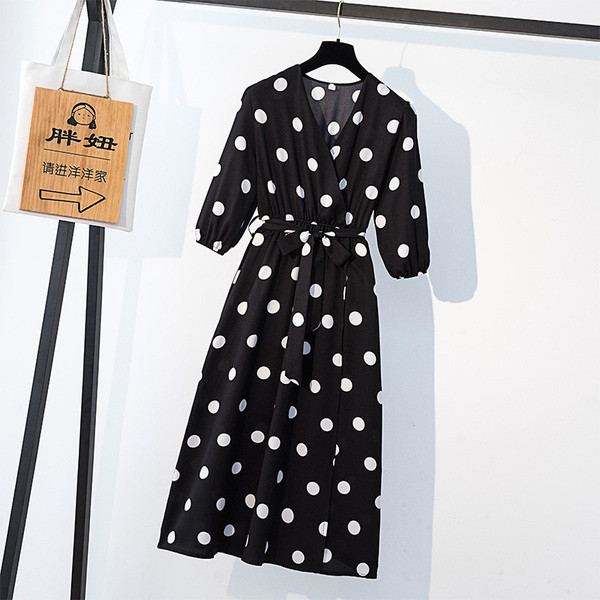 Rochie elegantă de damă, cu decolteu în V și mâneci 3/4, de culoare neagră