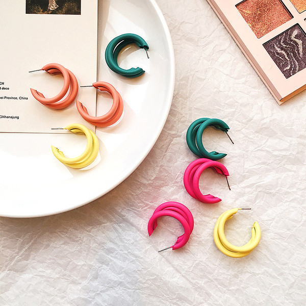 Cercei moderni de dama in patru culori