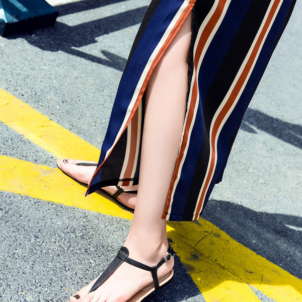 Pantaloni largi de damă moderni, cu fante și panglică