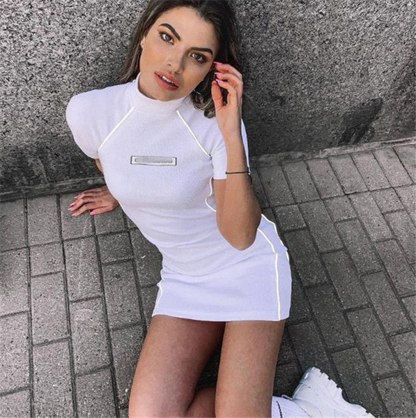 Rochie casual de dama cu maneci scurte in culoarea alba