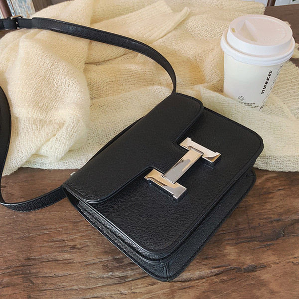 Geanta de dama eleganta cu maner lung