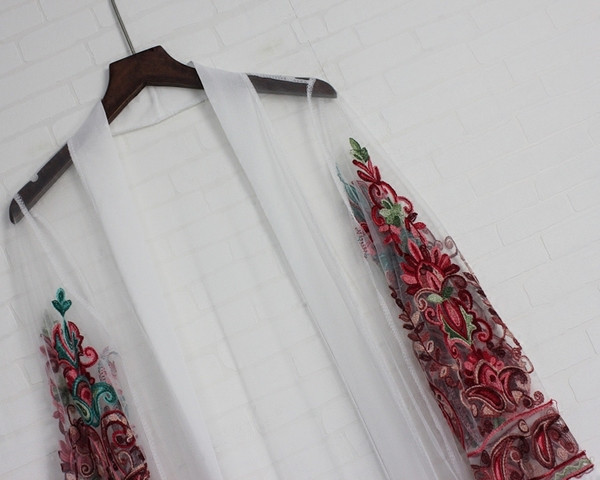 NOU Pareo de dama modern cu broderie colorata