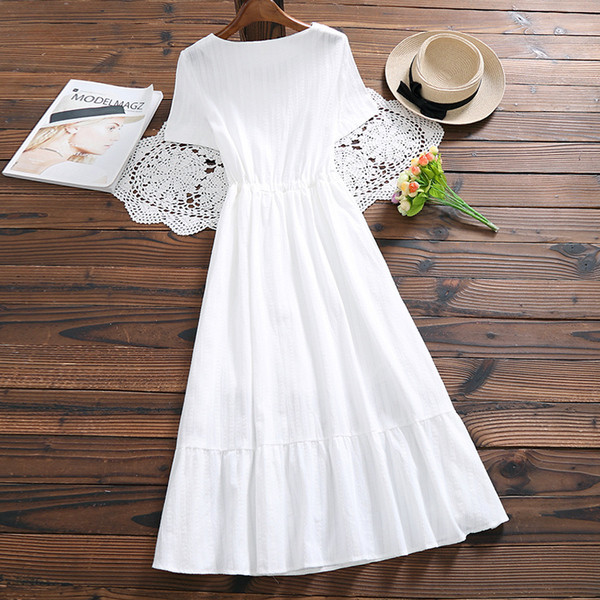 Rochie casual de dama cu maneci scurte si broderie alb