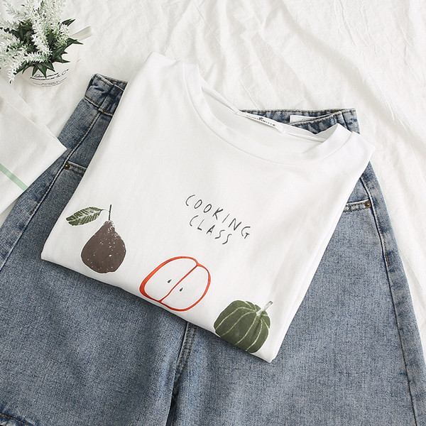 Tricou dama cu aplicatie alba