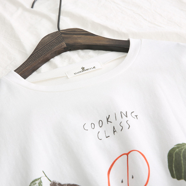 Tricou dama cu aplicatie alba