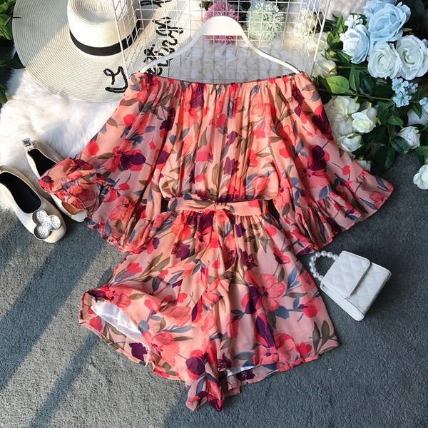 Salopeta de dama eleganta cu maneci scurte si panglica in doua culori