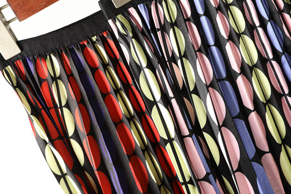 Fusta de dama moderna plisata colorata cu talie inalta