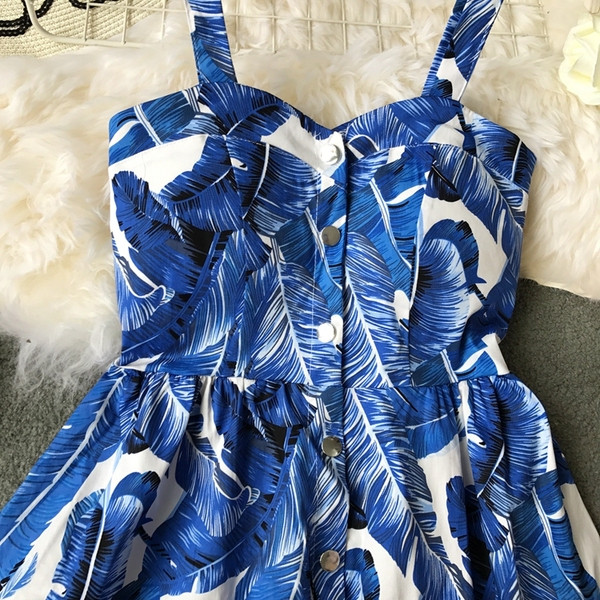 Rochie moderna de dama cu bretele subtiri si nasturi in patru culori