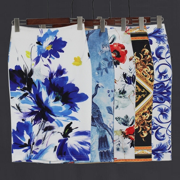 Fusta de dama eleganta cu talie inalta si aplicatie colorata in mai multe culori