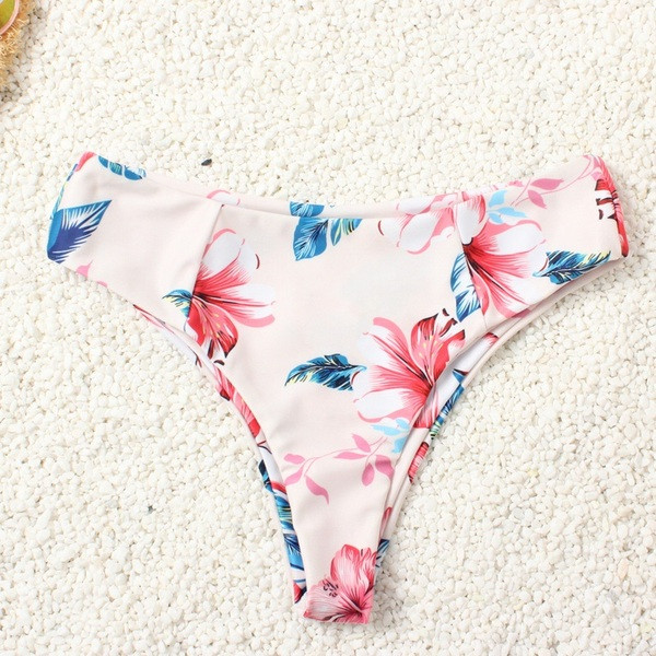 Costum de baie modern cu model floral