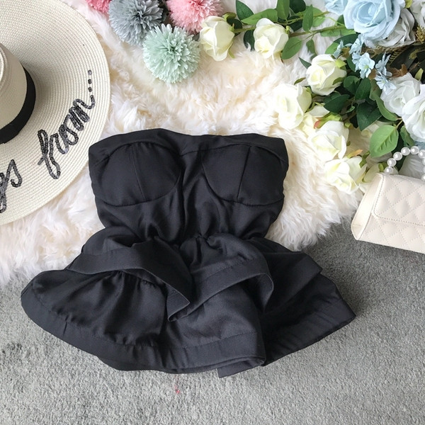 Bustieră modernă de damă în alb și negru