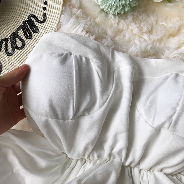 Bustieră modernă de damă în alb și negru