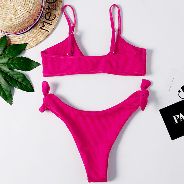 Costum de baie din două piese cu bretele