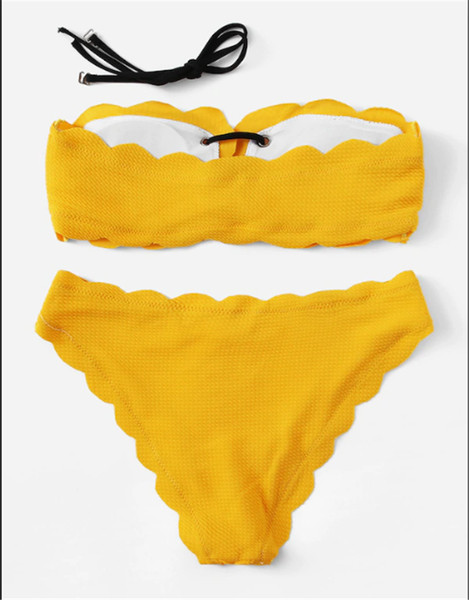 Costum de baie modern cu legături element în două culori