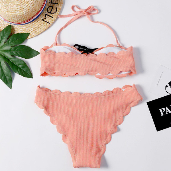 Costum de baie modern cu legături element în două culori