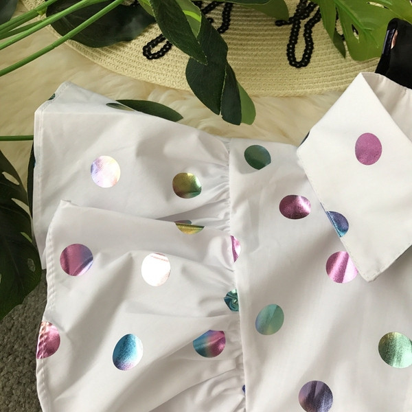 Cămașă elegantă de damă în alb și negru cu puncte