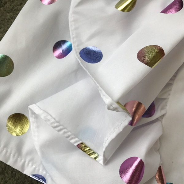 Cămașă elegantă de damă în alb și negru cu puncte