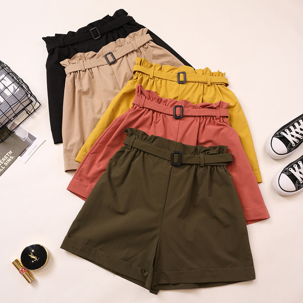 Pantaloni scurti eleganti de dama cu talie inalta in mai multe culori