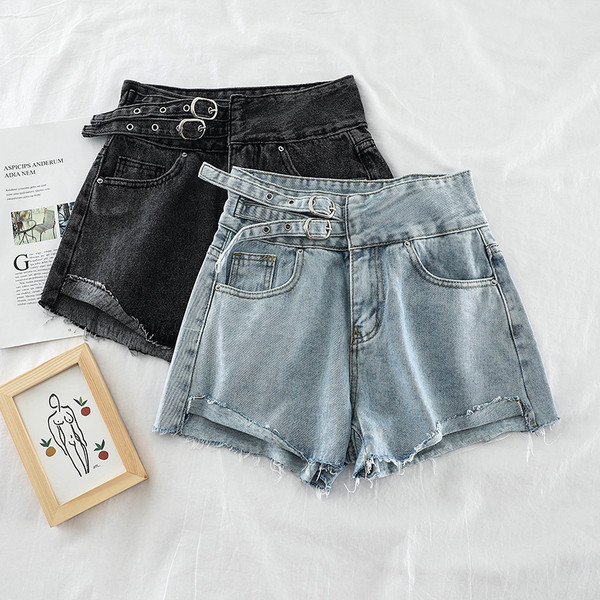 Pantaloni scurți de blugi în albastru și negru