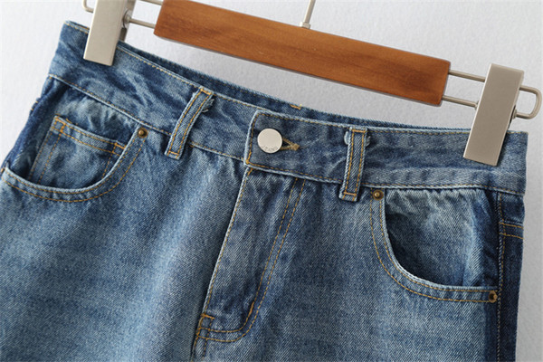 Model nou de blugi de dama cu motive rupte