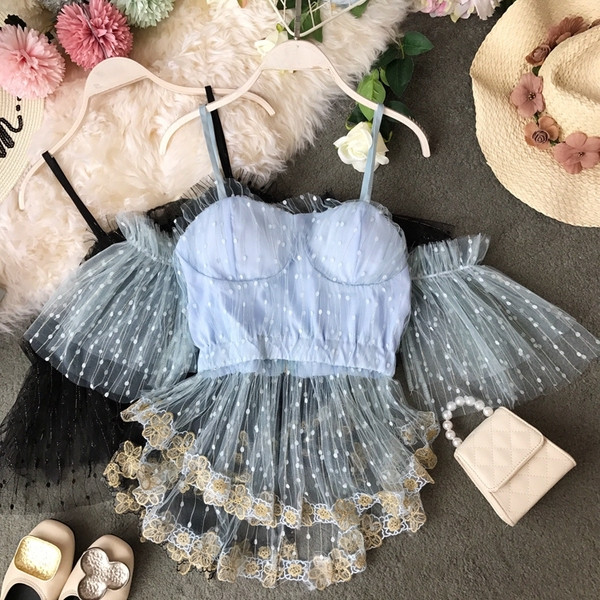 Bluza de dama moderna in trei culori cu tul si broderie