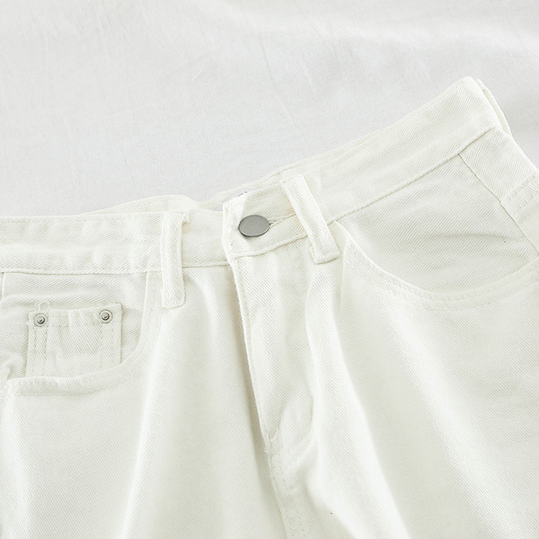 Blugi de dama in alb si negru si element cu fermoar