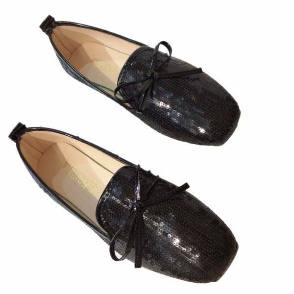 Mocasini moderni de dama cu paiete in gri si negru - doua modele