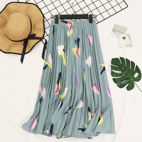 Fusta pliata eleganta de dama cu elemente colorate in mai multe culori