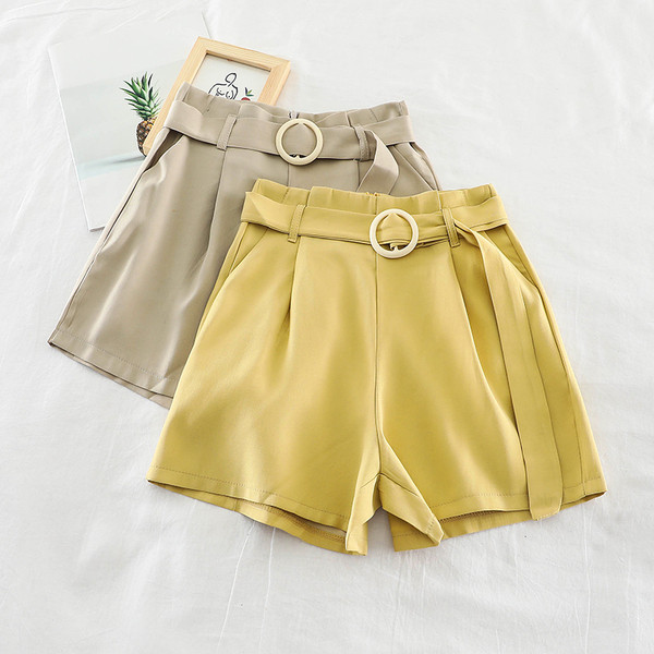 Stílusos női nadrág öv elemmel több színben