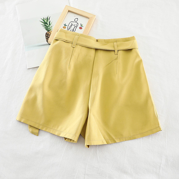 Stílusos női nadrág öv elemmel több színben