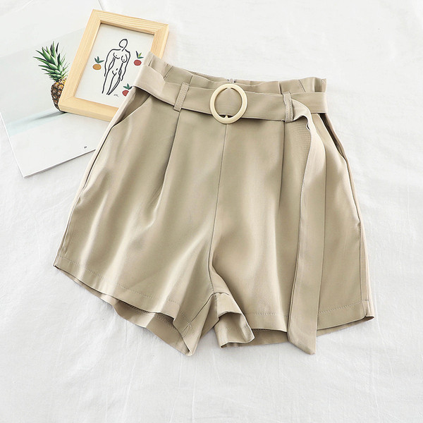 Stílusos női nadrág öv elemmel több színben