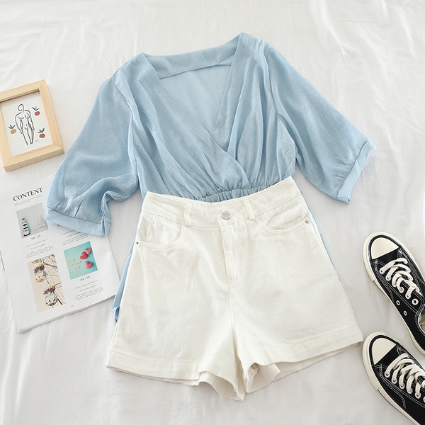 Női rövid, zsebes farmernadrág három színben