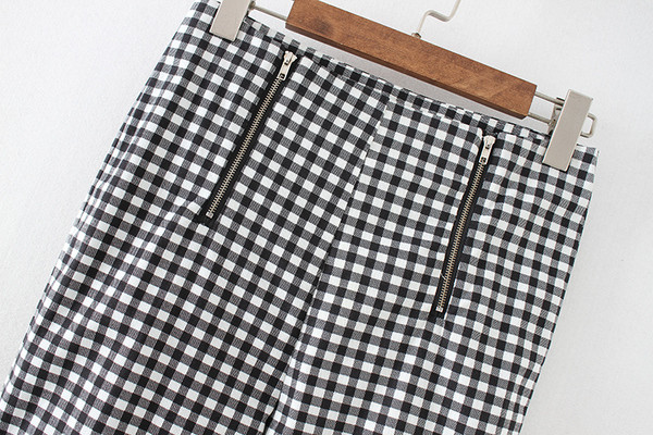 Pantaloni dama in carouri model nou cu fermoar