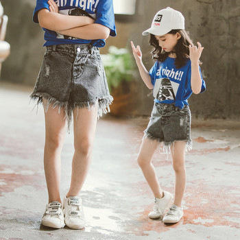 Модерни детски къси дънки в два цвята с джобове