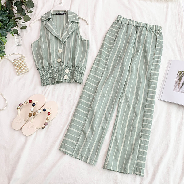 Modern női kétrészes szett három színben gombokkal